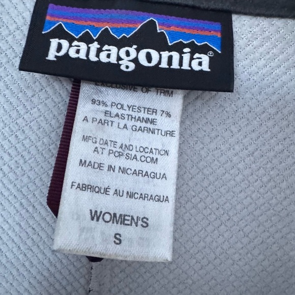💜PATAGONIA Women's Jacket in Burgundy - Picture 2 of 5